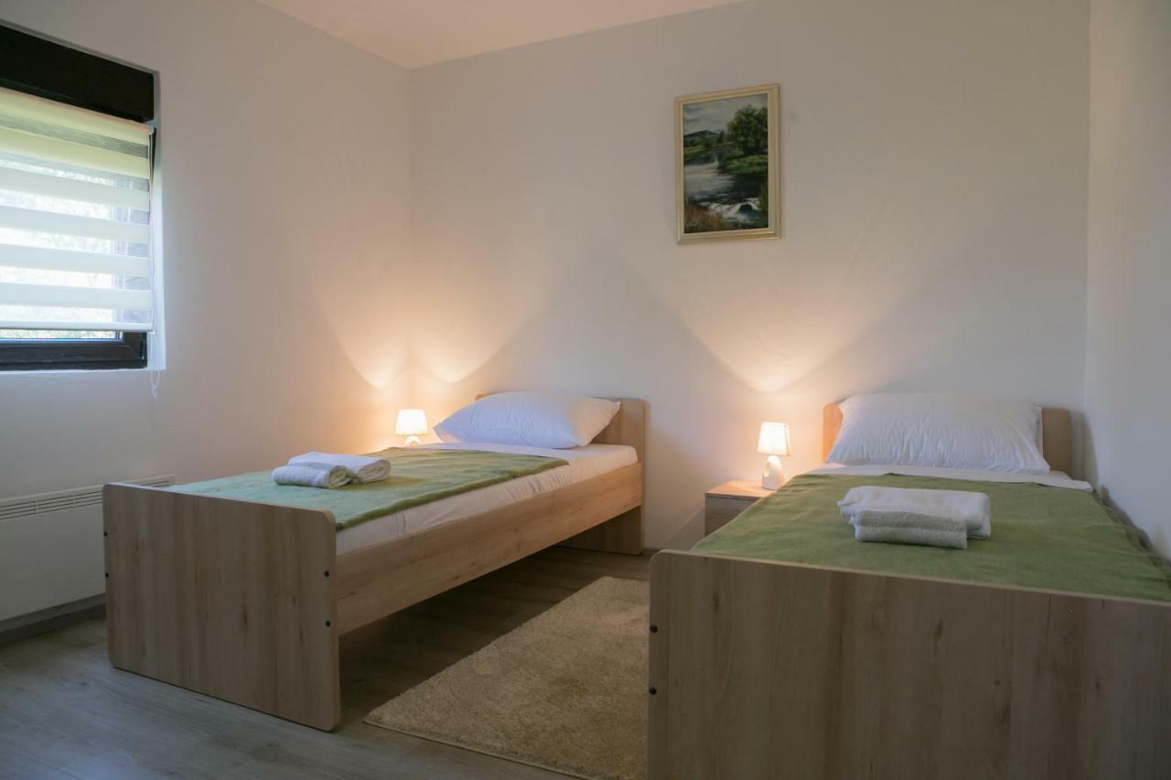 אוטוצאץ Apartman Lori מראה חיצוני תמונה