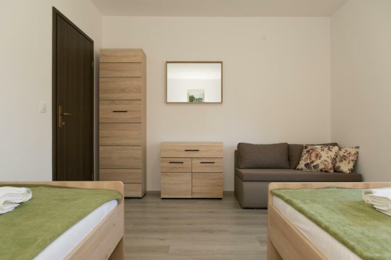 אוטוצאץ Apartman Lori מראה חיצוני תמונה